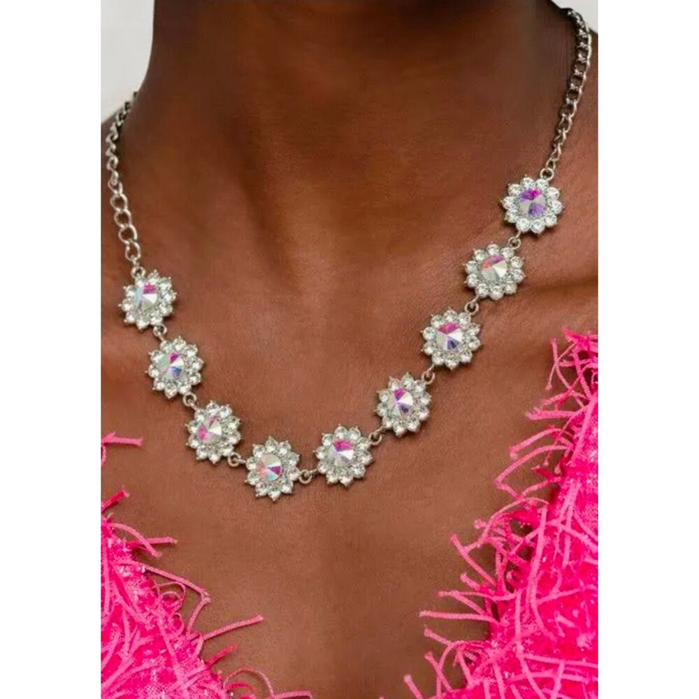 Paparazzi Blooming Brilliance Multi Iridescent Flower Necklace Set - NWT